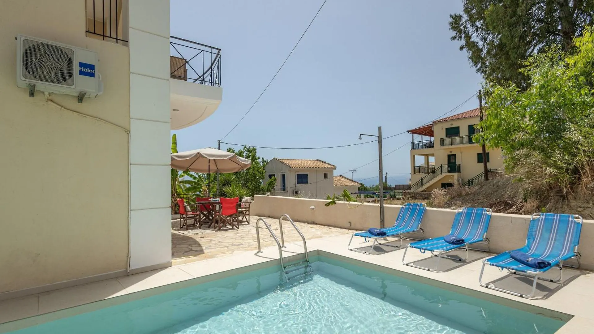 Helen\'S House At Ratzakli location